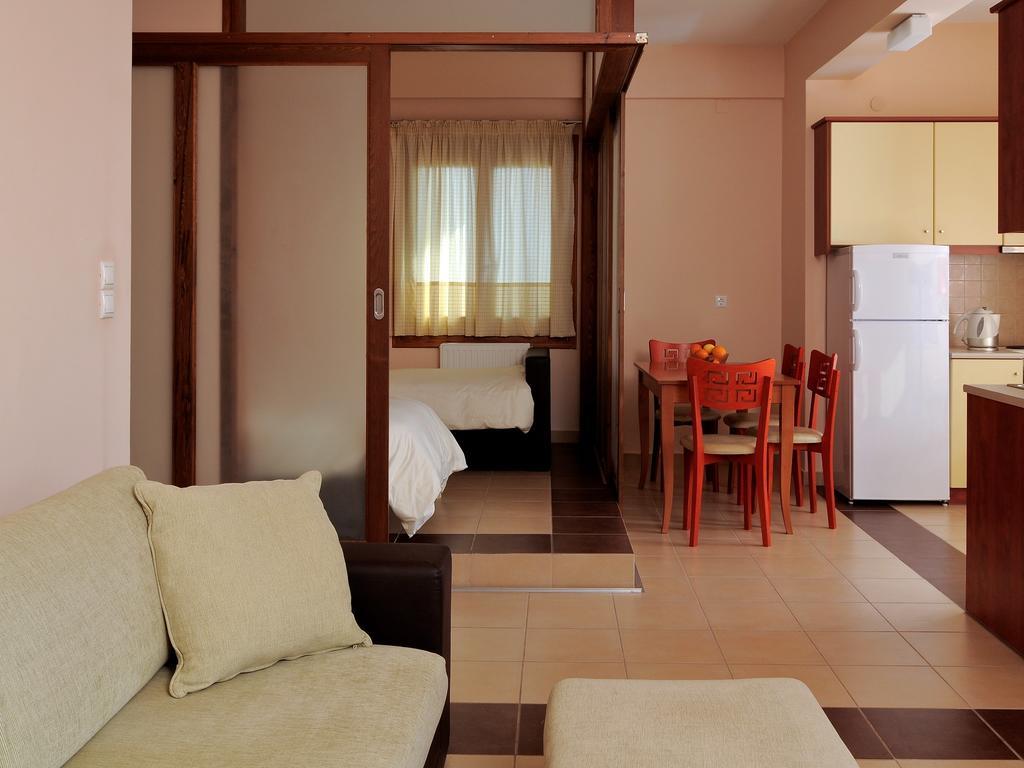 Karayiannis Villas นาฟปลิโอ ห้อง รูปภาพ